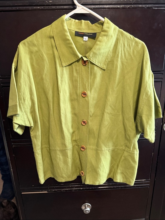 Harris Wallace Tops - Hannah Wallace Olive-Green Short-Sleeve Button-Down Shirt